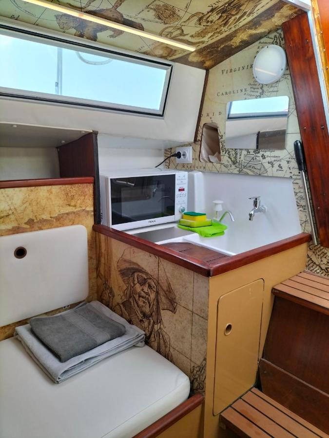Canarian Pirat Bateau-hôtel *
